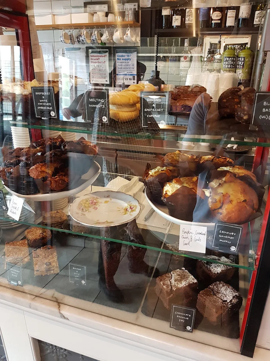 Vibe, Lady Bower Cafe