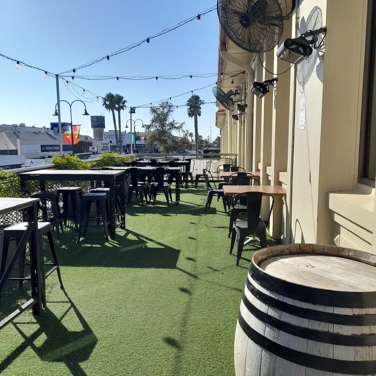 Vibe, Langtree Cafe