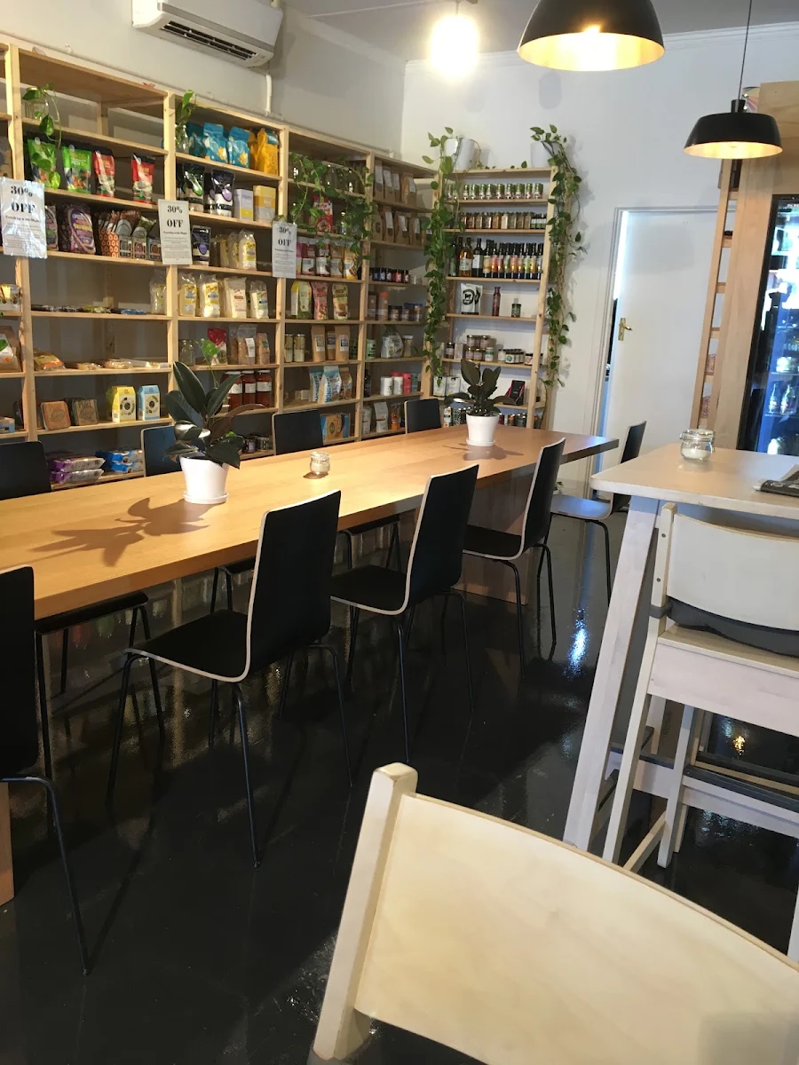 Vibe, The Clean Food Store