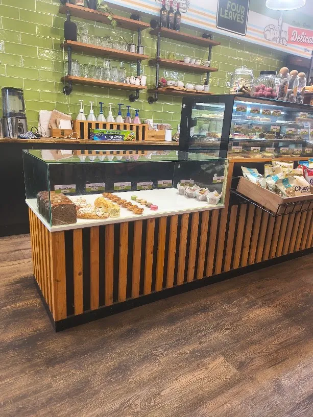 Vibe, Four Leaves Cafe Food Store