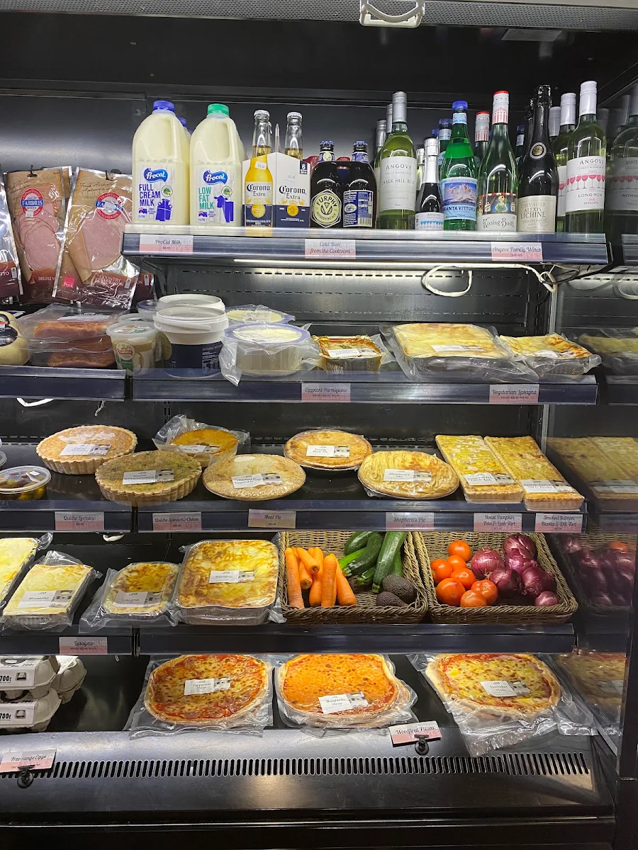 Vibe, Four Leaves Cafe Food Store