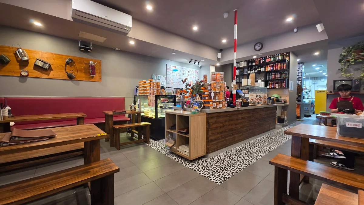 Vibe, Co Thu Quan St Albans