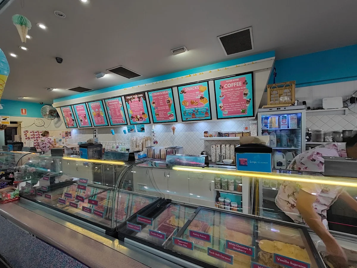 Vibe, Cafe Kiama & Scoops Ice Creamery & Gelateria