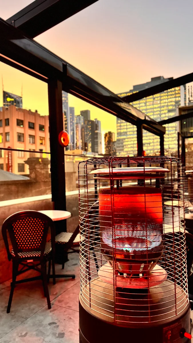 Vibe, Santana Rooftop Bar