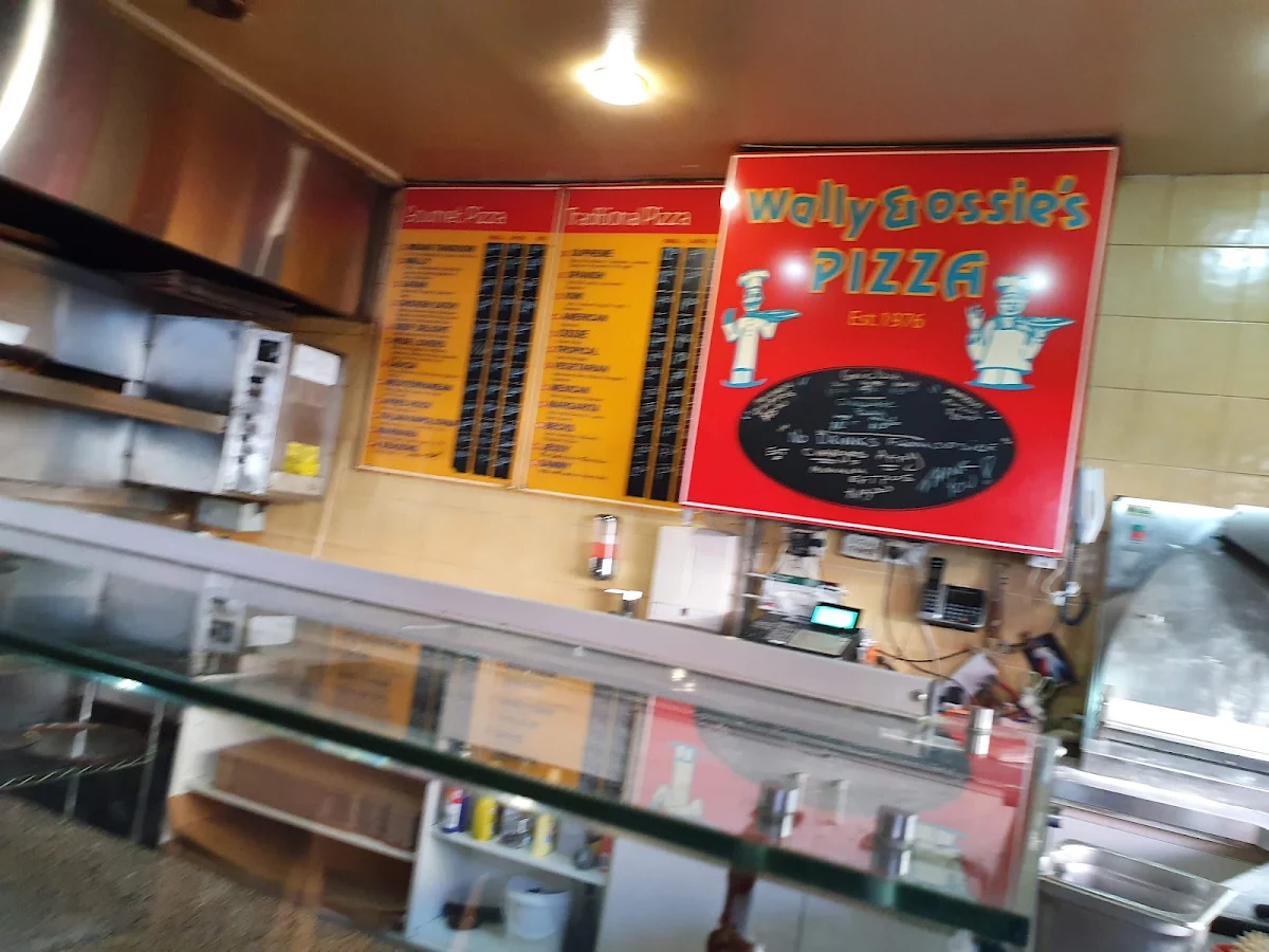 Vibe, Wally & Ossies Pizza
