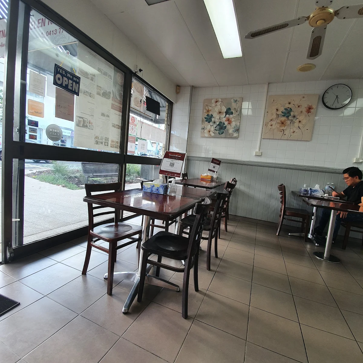 Vibe, Helen's Kitchen