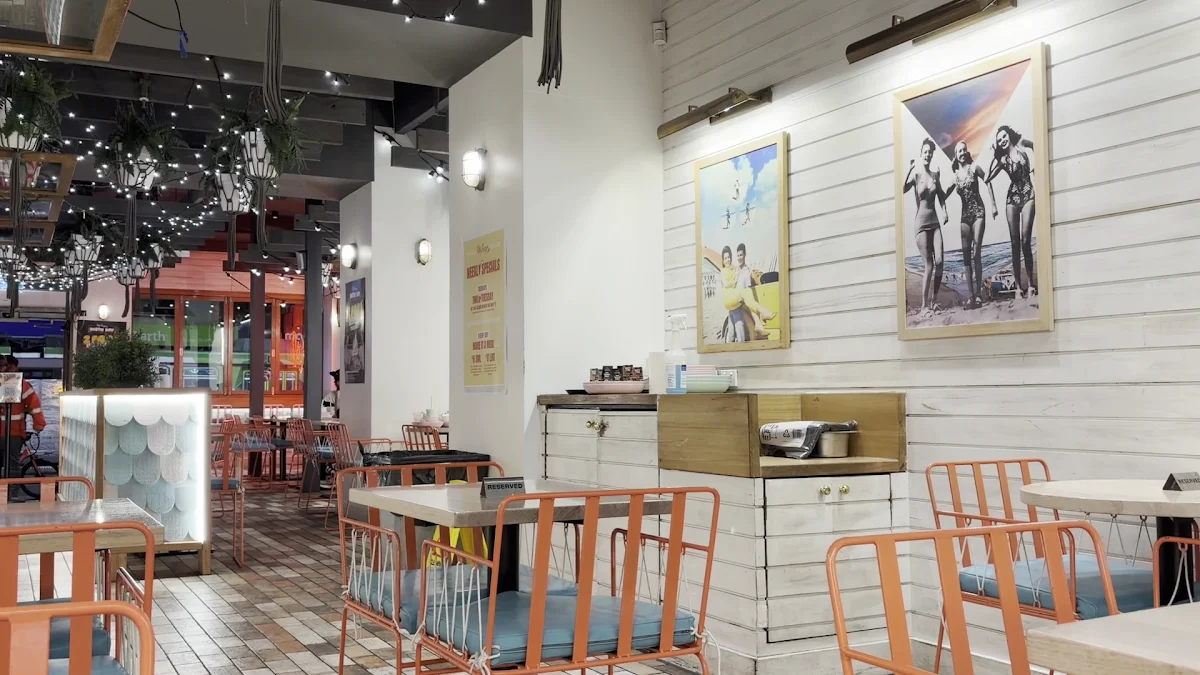 Vibe, Betty's Burgers