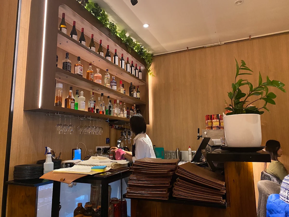 Vibe, Berempah Malaysian Thai - Crows Nest