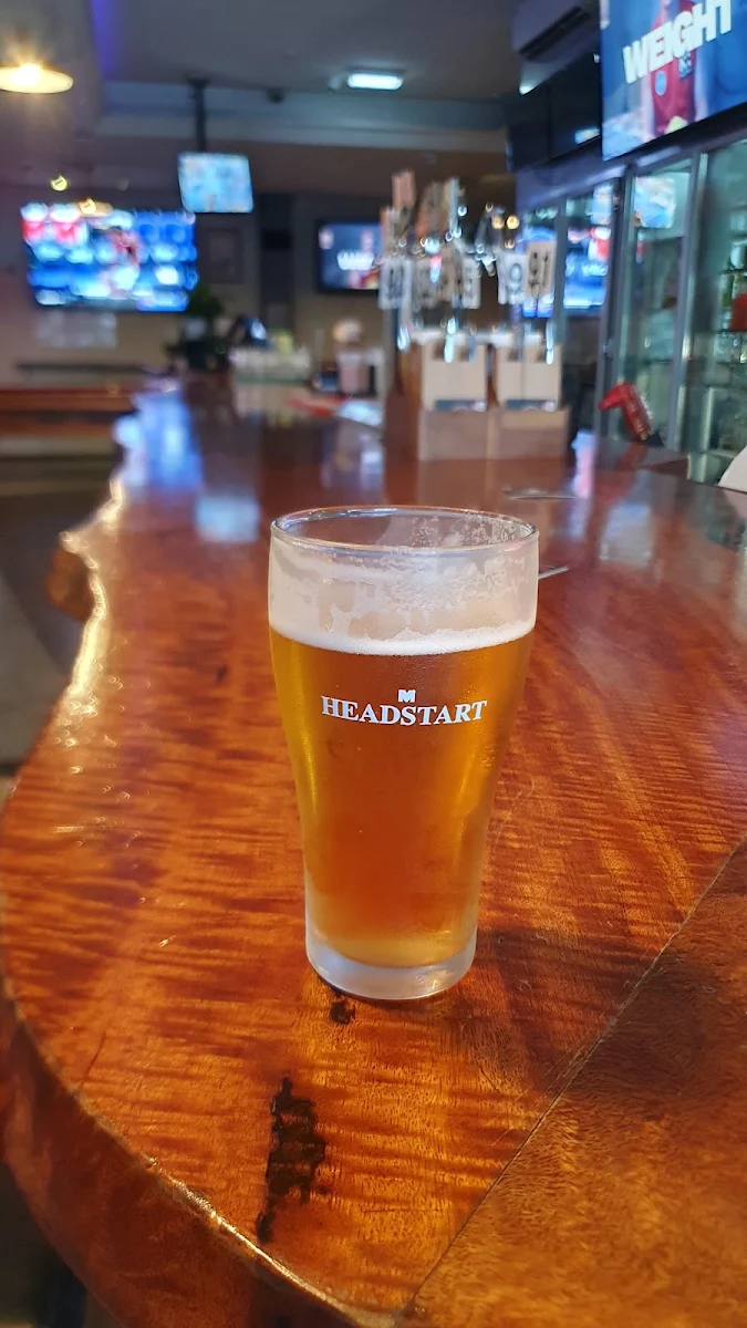 Food & drink, Lees Hotel - the Pub with No Beer
