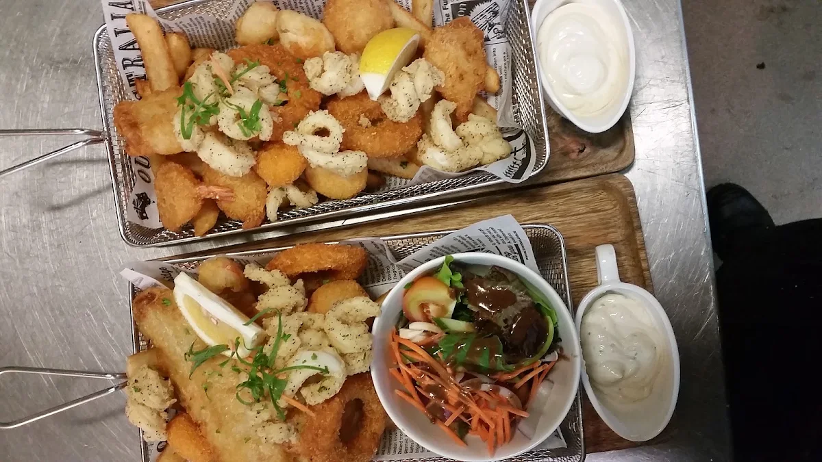 Food & drink, Lees Hotel - the Pub with No Beer