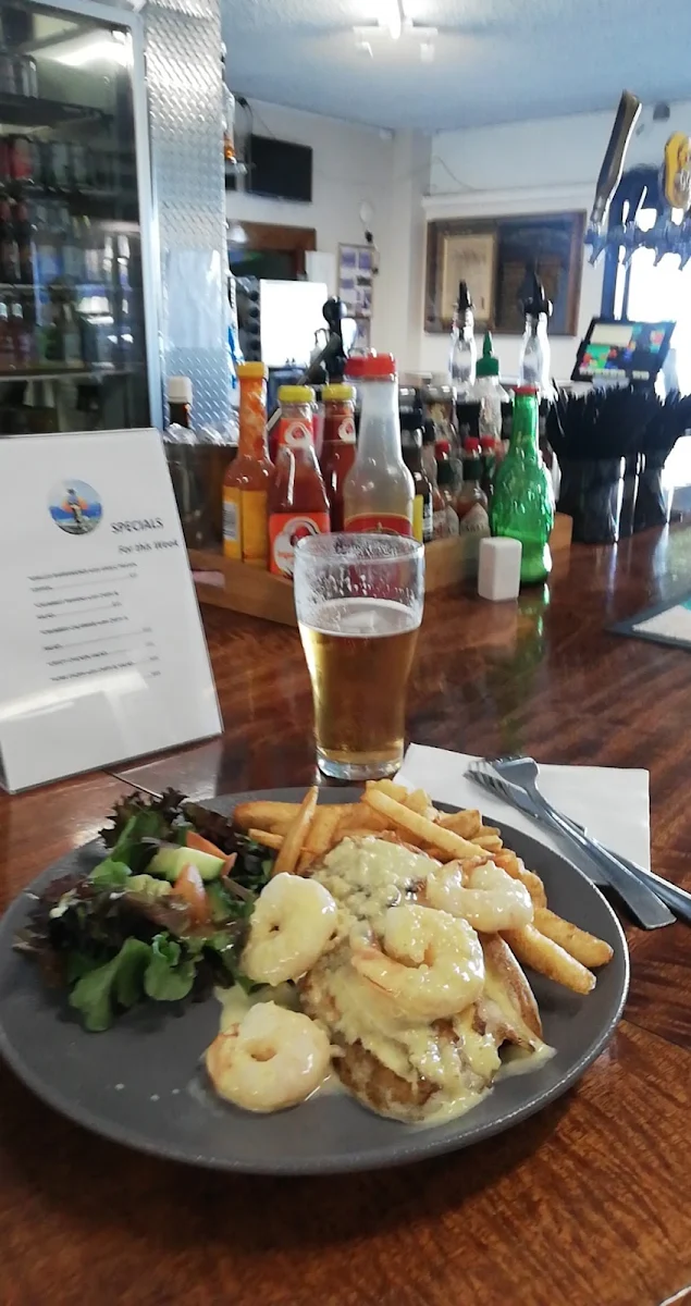 Food & drink, Lees Hotel - the Pub with No Beer