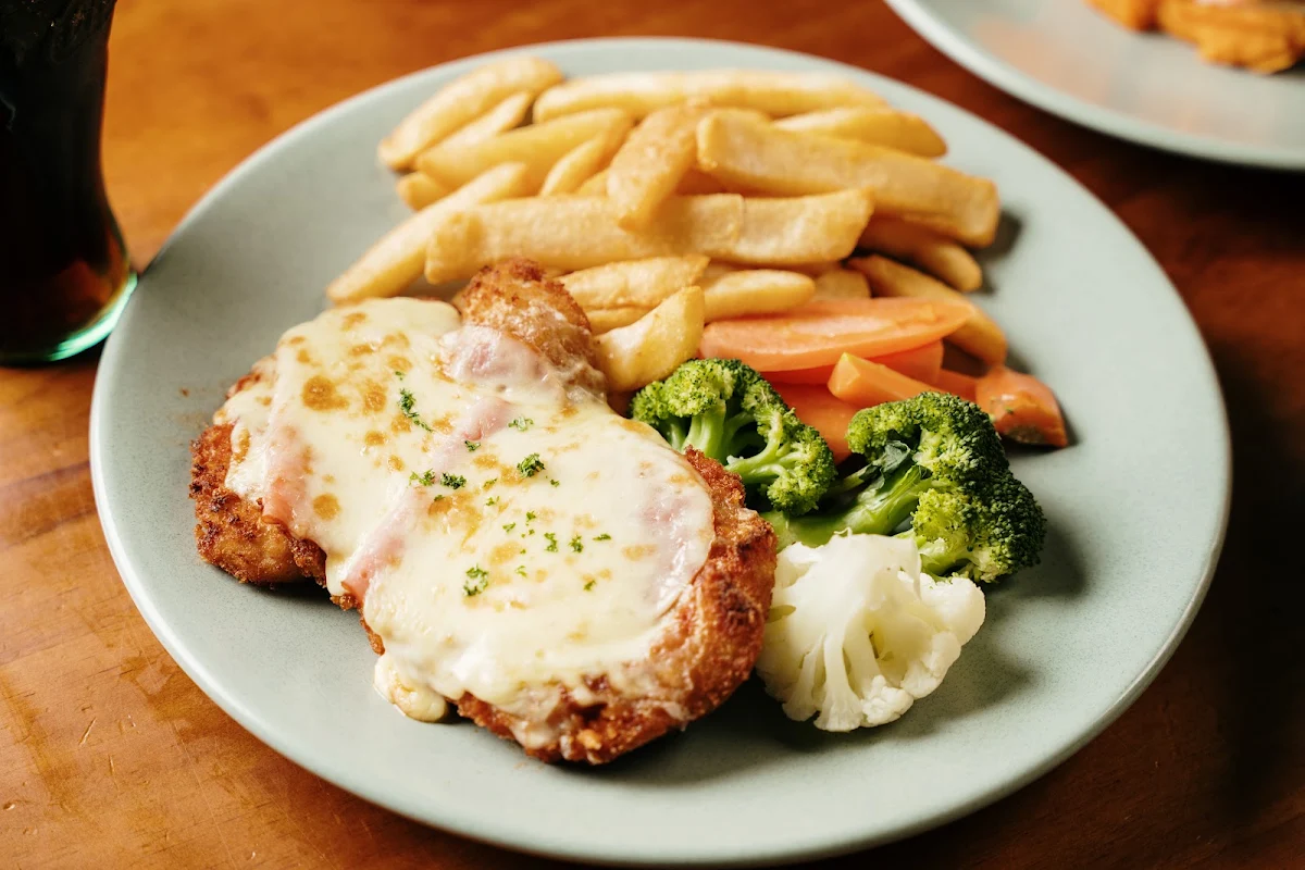 Food & drink, Molly Malones Irish Pub