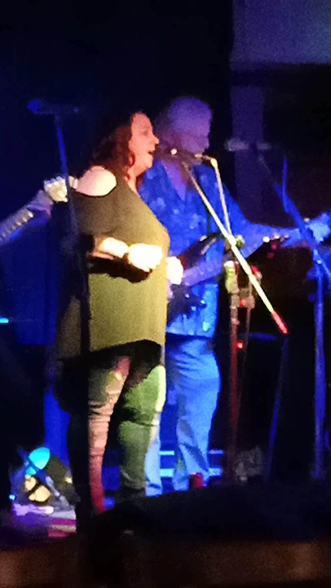 Vibe, Molly Malones Irish Pub