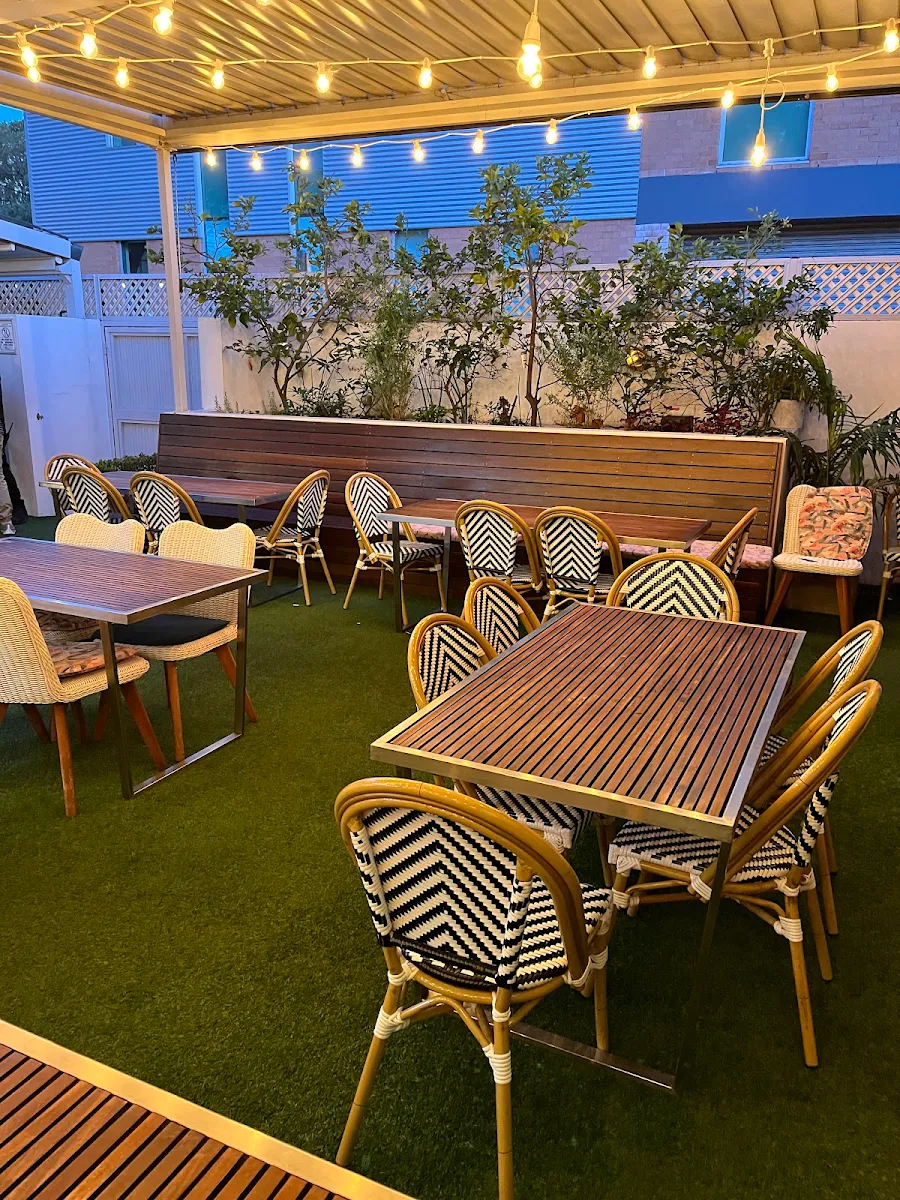 Vibe, Zetland Hotel