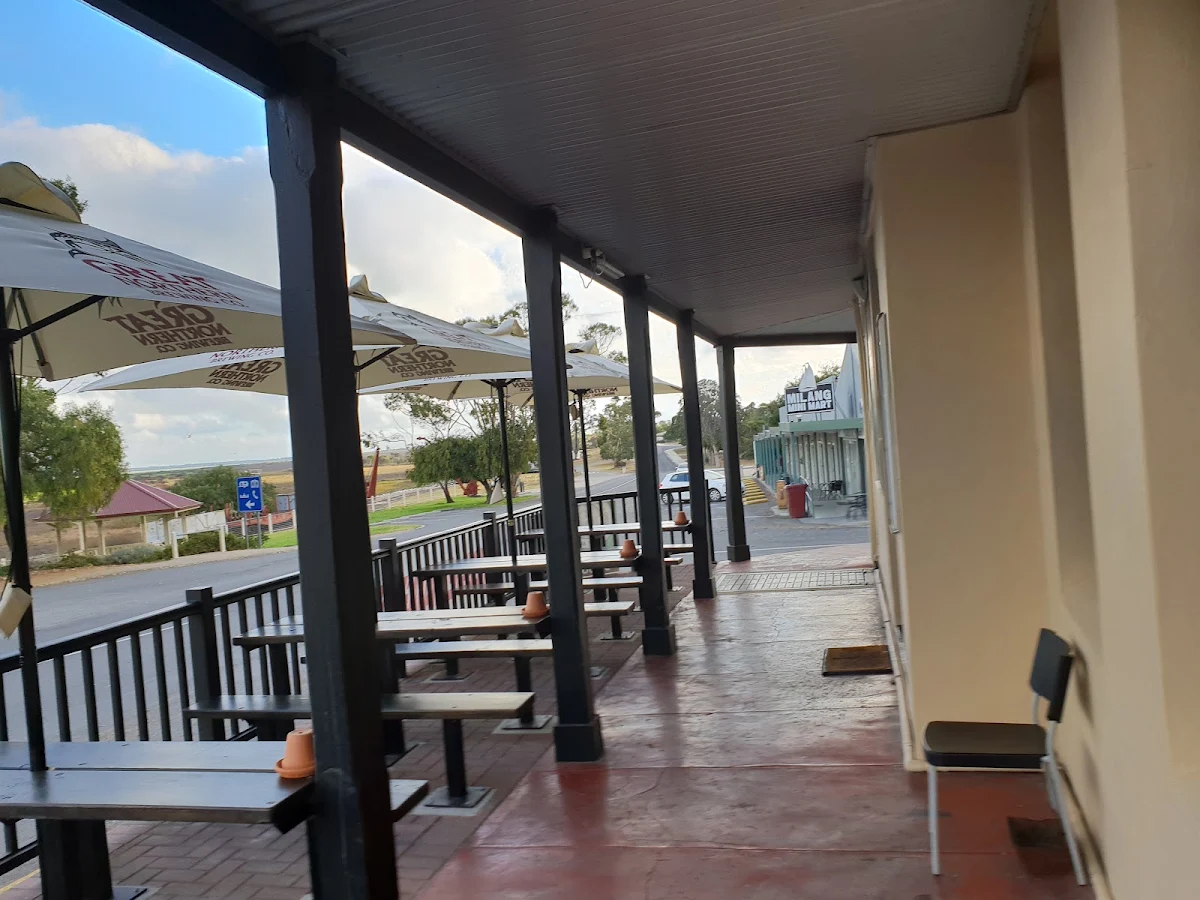 Vibe, Milang Pier Hotel