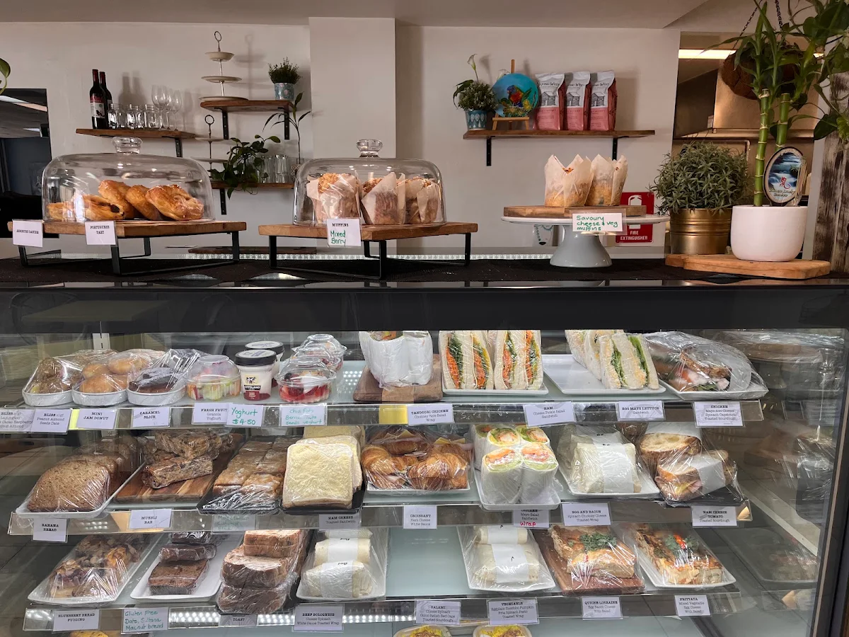 Vibe, Urban Food
