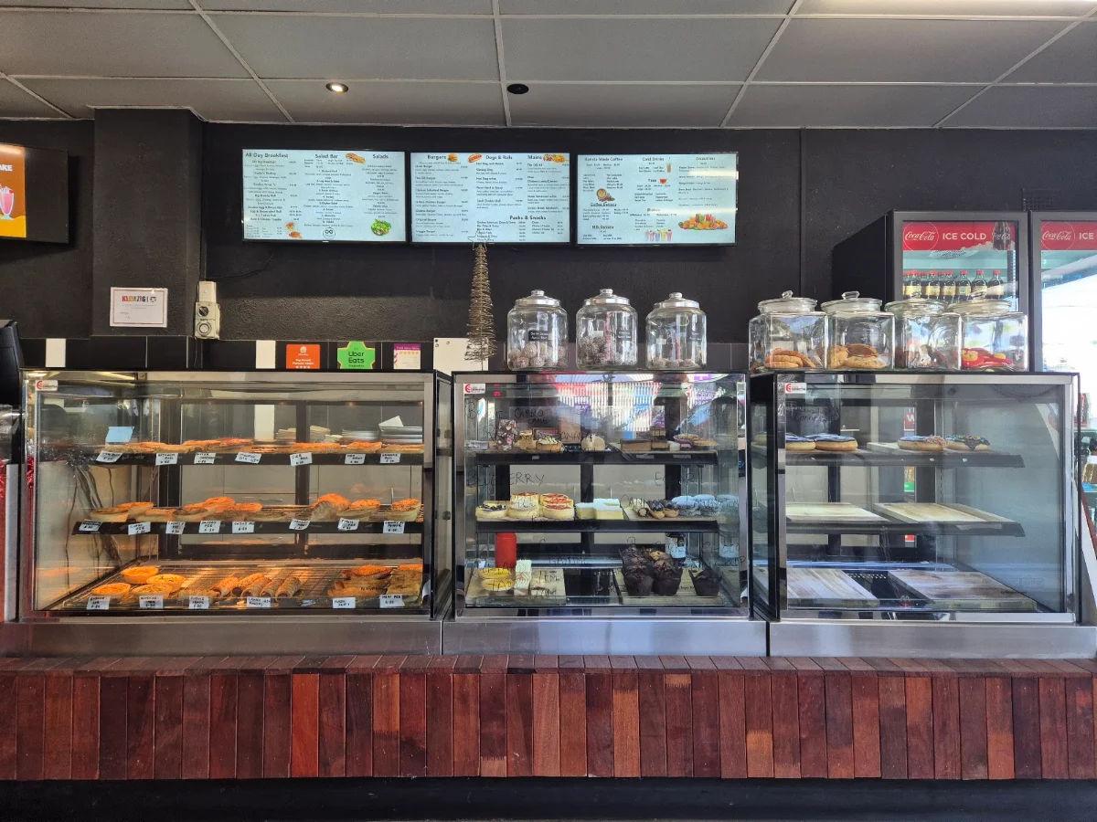 Vibe, OG Bakery Cafe