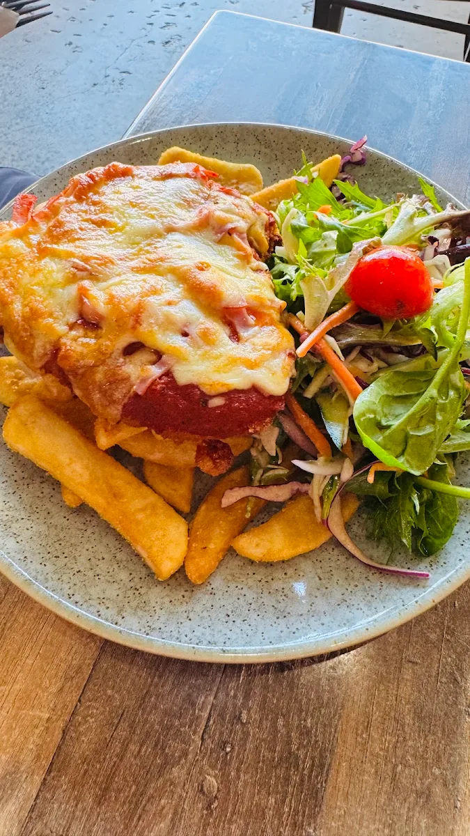 Food & drink, Bull & Mouth Hotel - Maryborough Victoria