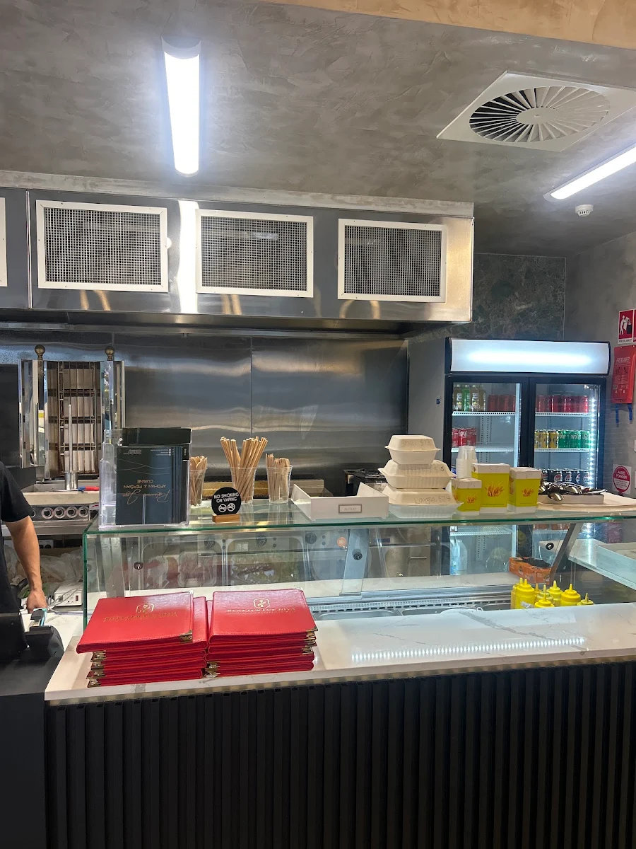 Vibe, Restaurant Joya