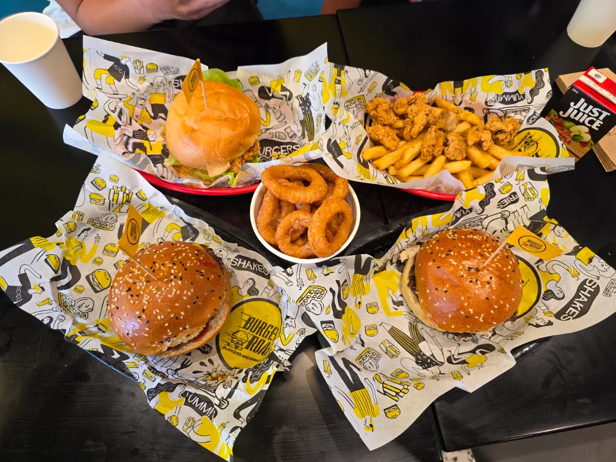 Food & drink, Burger Road - Brighton