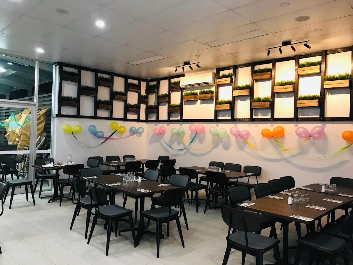 Vibe, Japgy Indian Cuisine