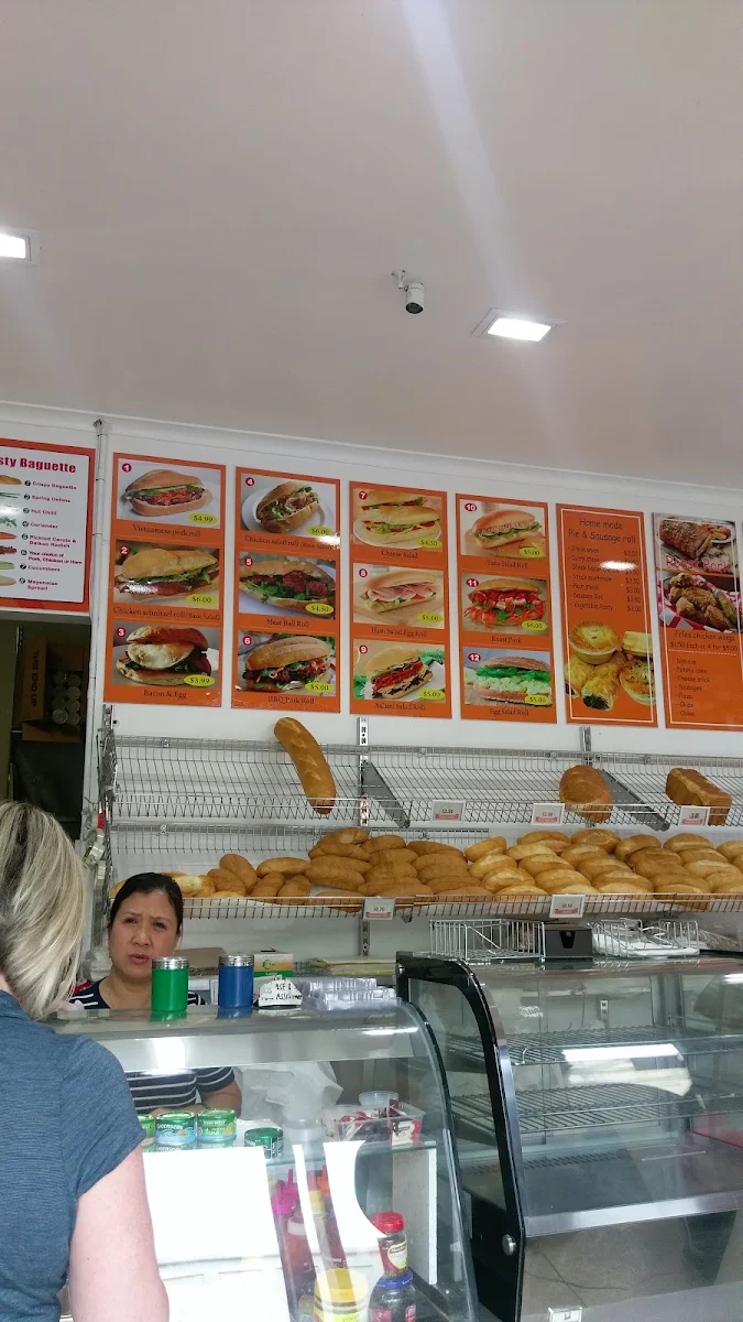 Vibe, Lai Bakery & Cafe
