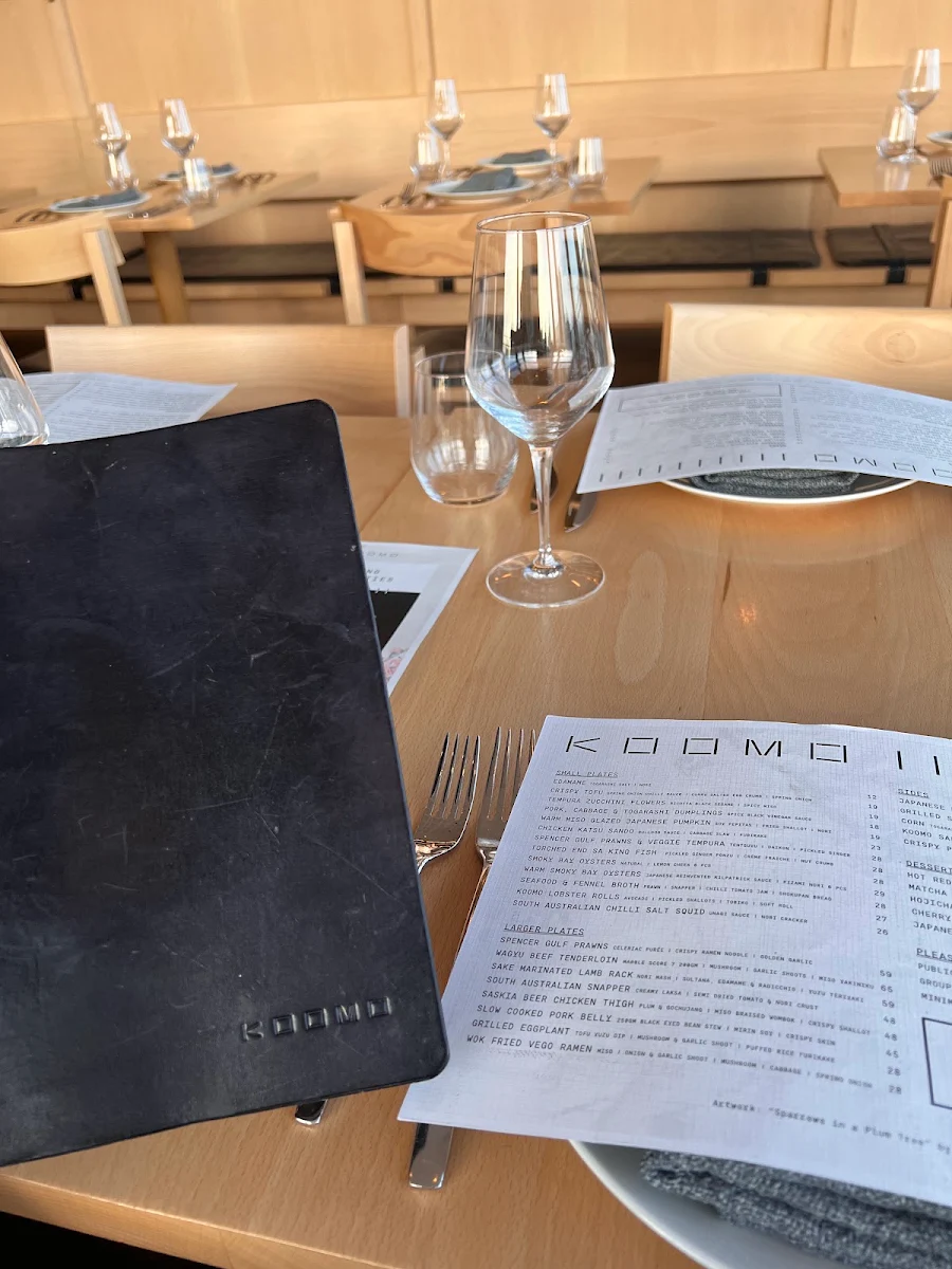 Menu, KOOMO Restaurant & Bar