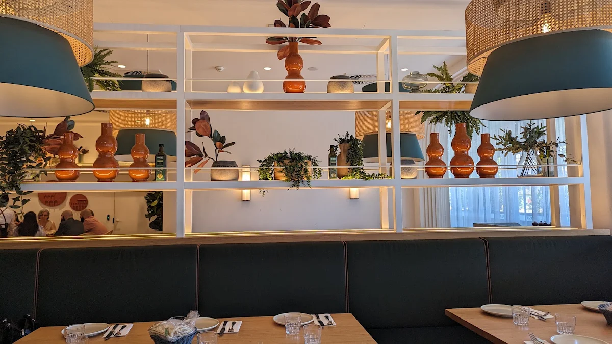 Vibe, Al Aseel Restaurant Parramatta