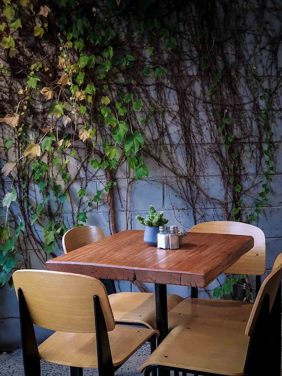 Vibe, The Black Pudding Cafe