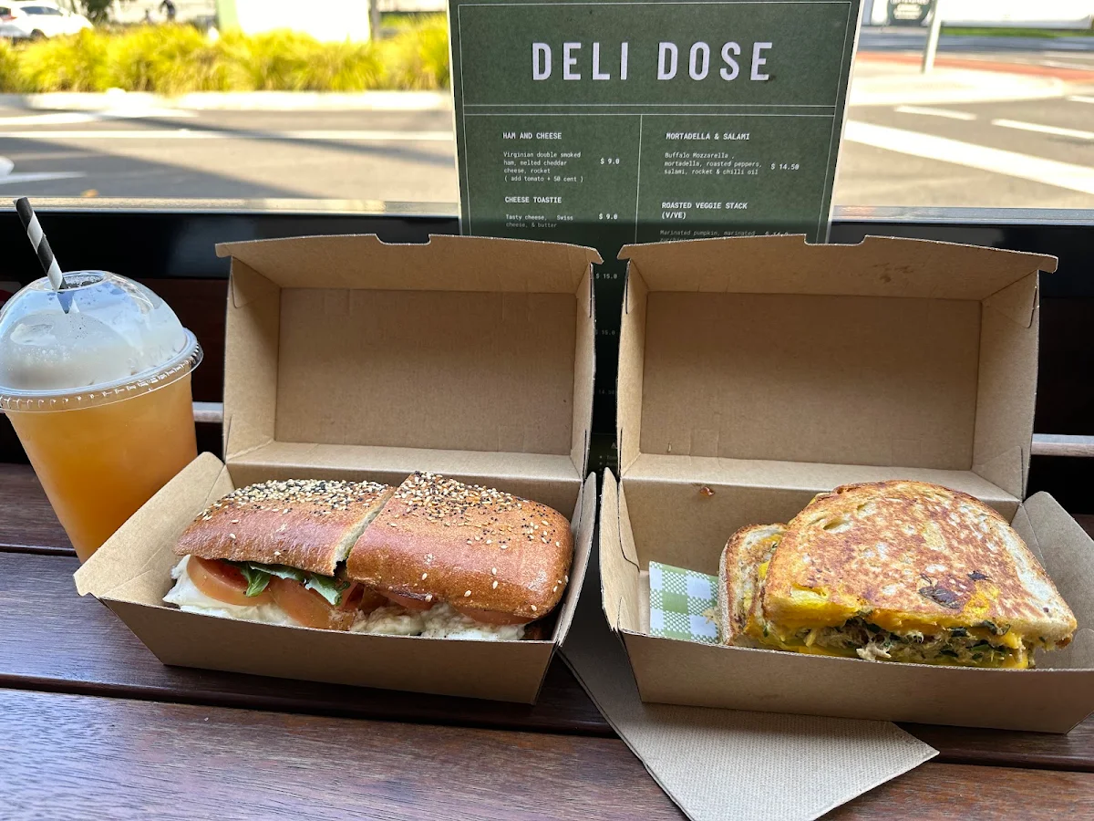 Menu, Deli Dose