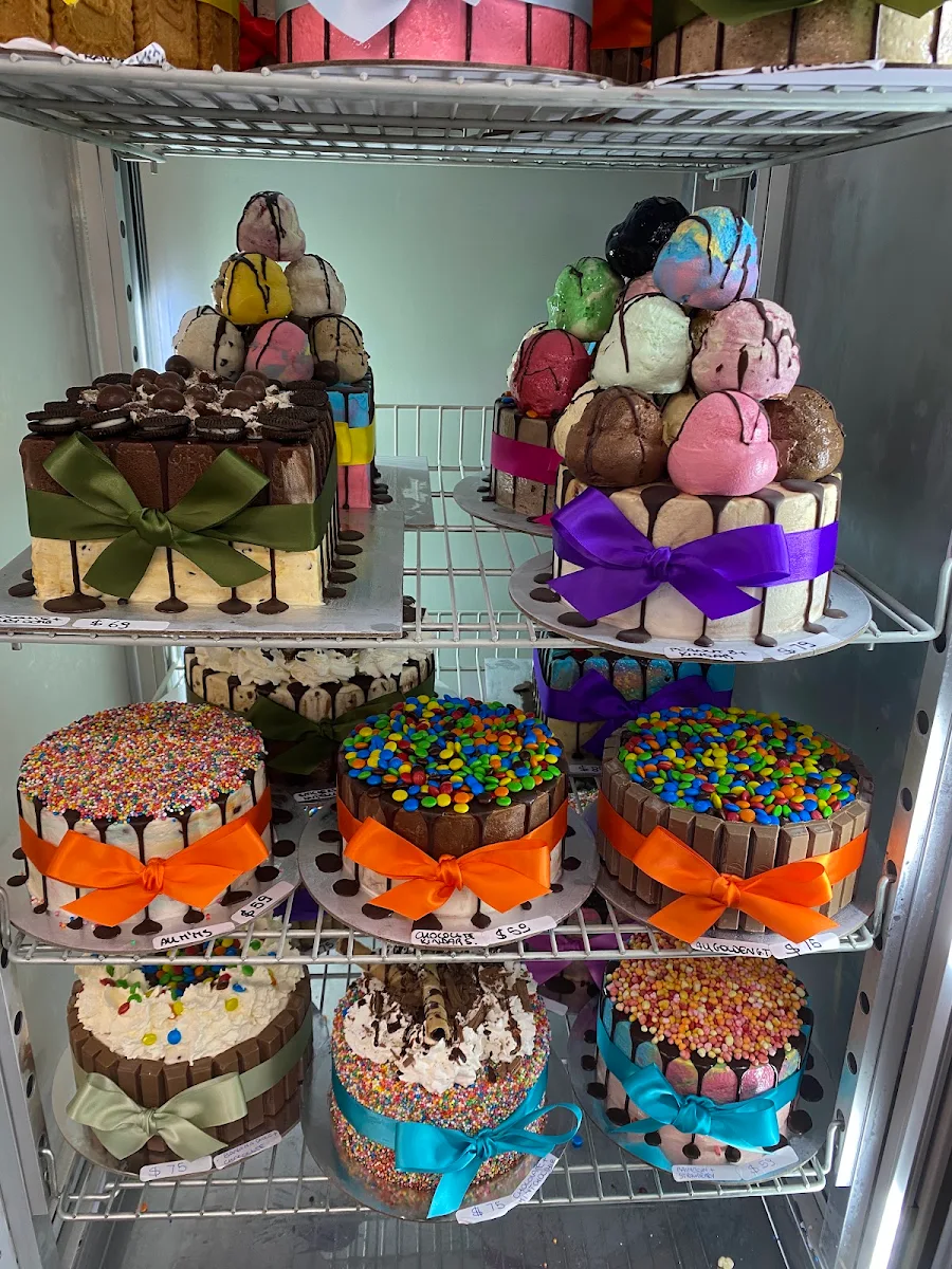Food & drink, Sprinkles Ice Creamery