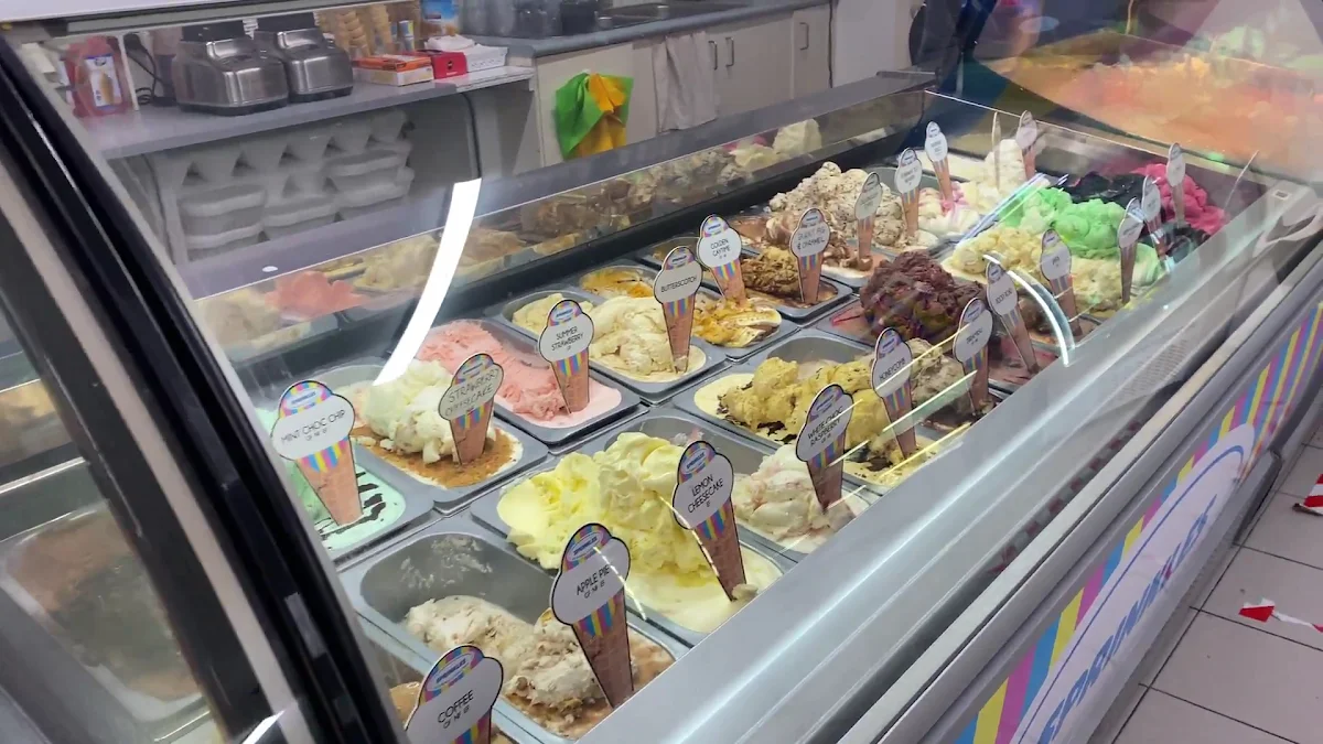 Vibe, Sprinkles Ice Creamery