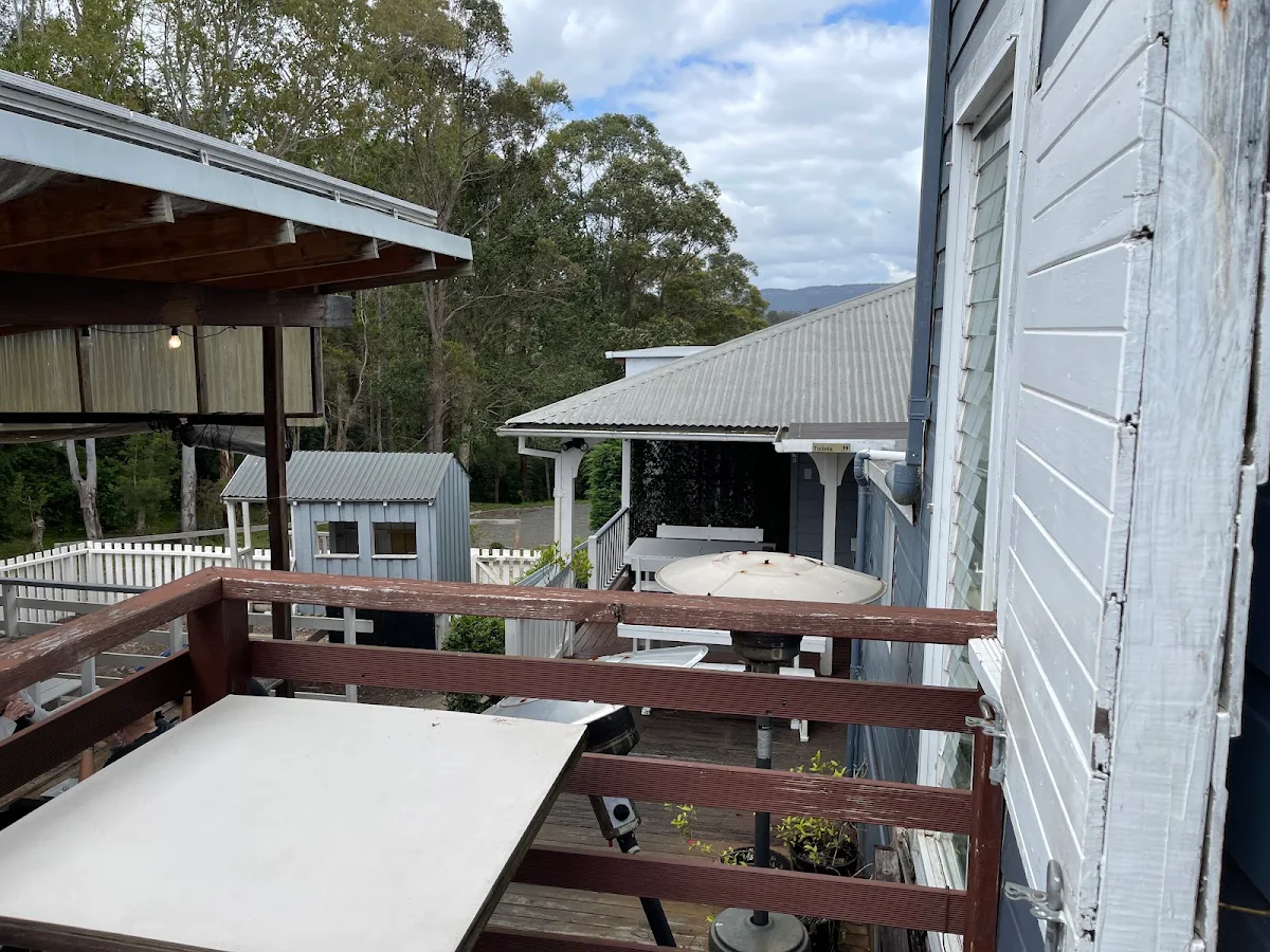 Vibe, Beechwood General Store & Cafe