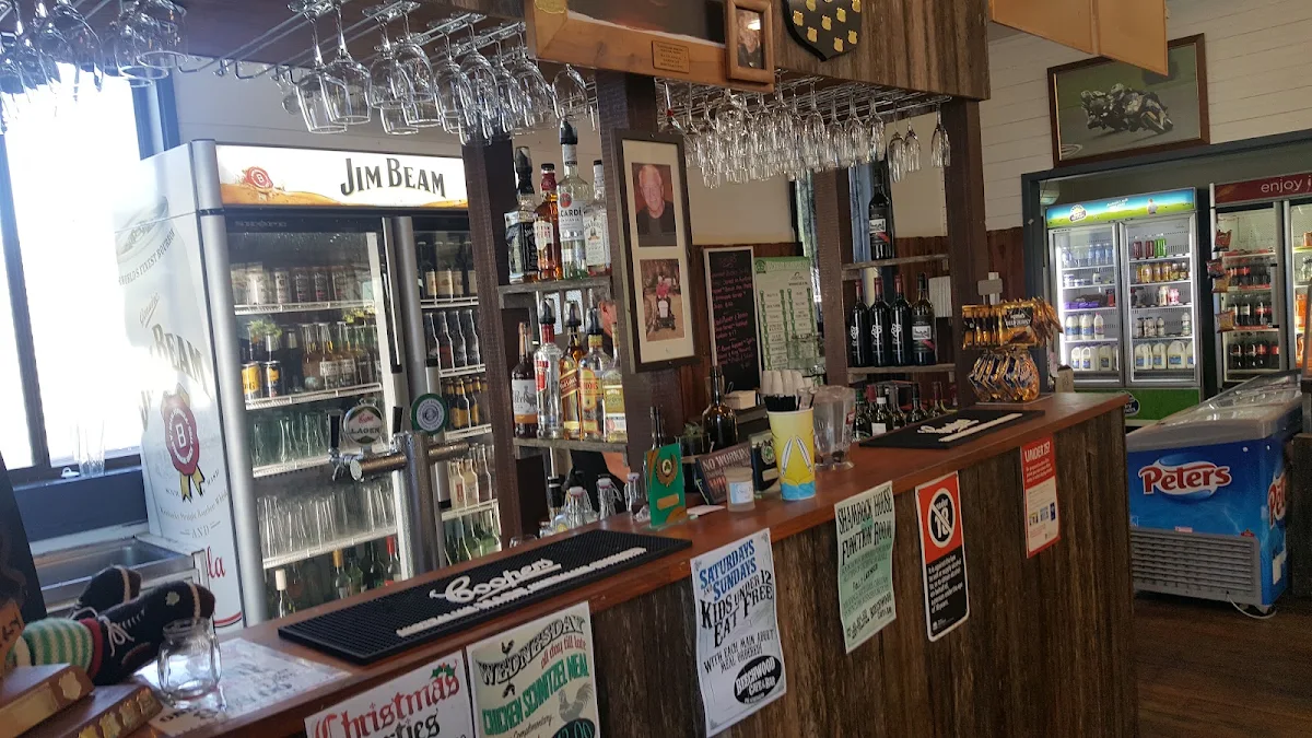 Vibe, Beechwood General Store & Cafe