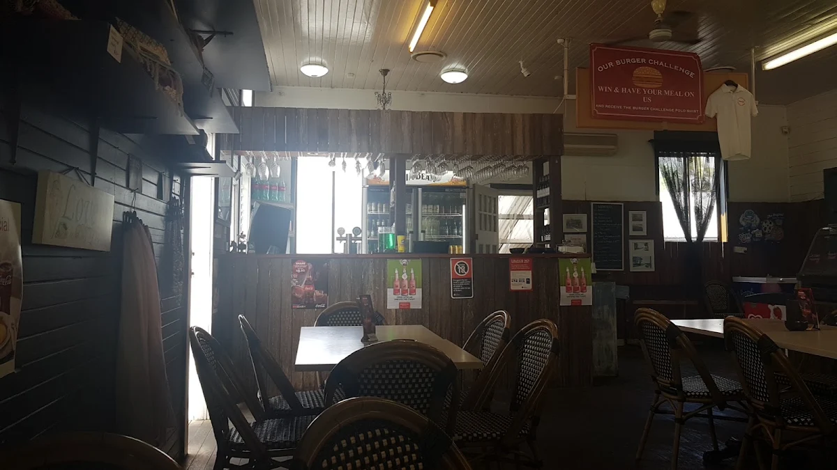 Vibe, Beechwood General Store & Cafe