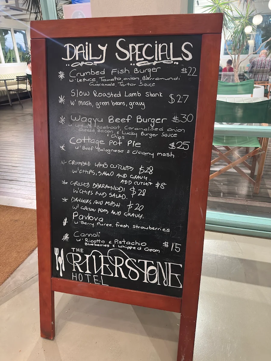 Menu, Riverstone Hotel