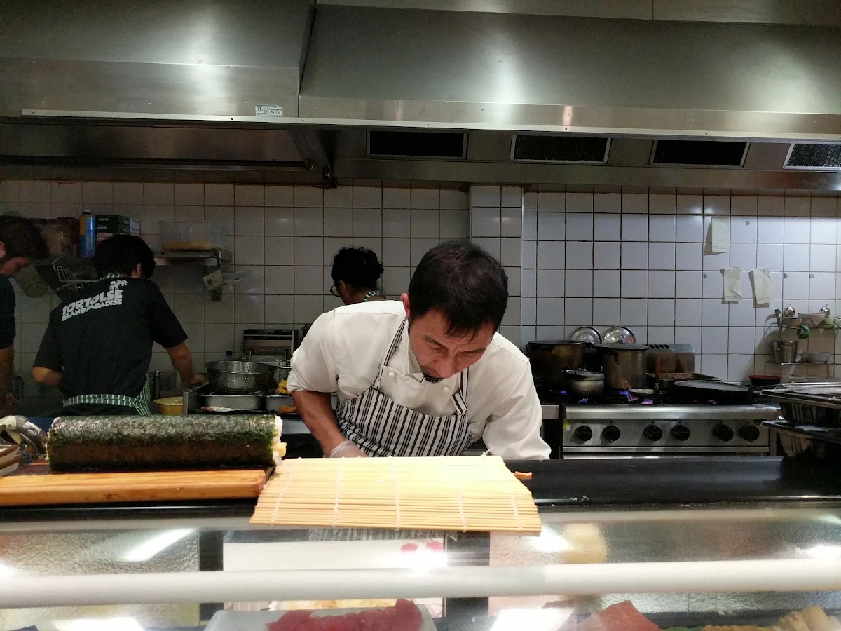 Vibe, Shou Japanese Kitchen