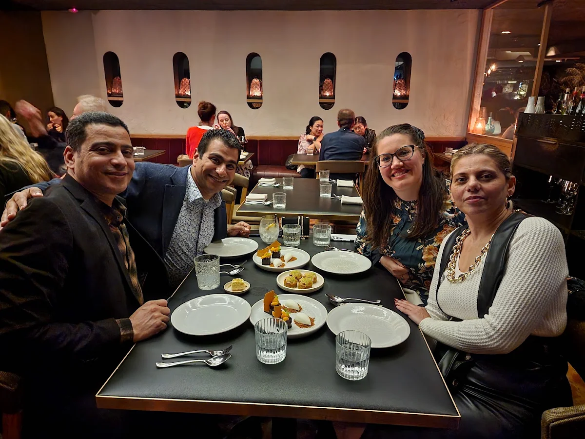 Vibe, Maha Restaurant