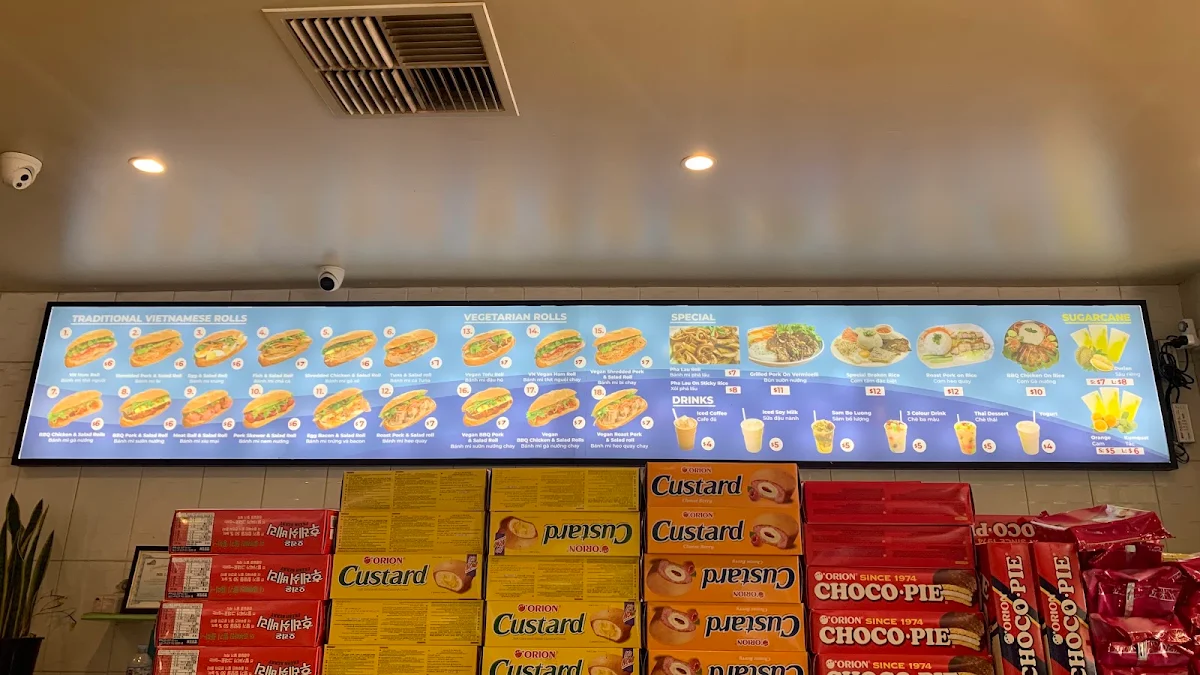 Menu, Selina Hoang Lan Tinh Chay