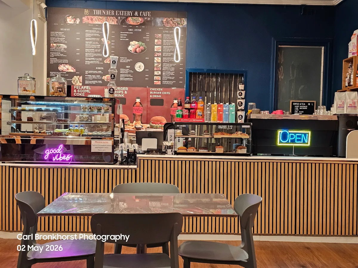 Vibe, Thunder Eatery & Cafe