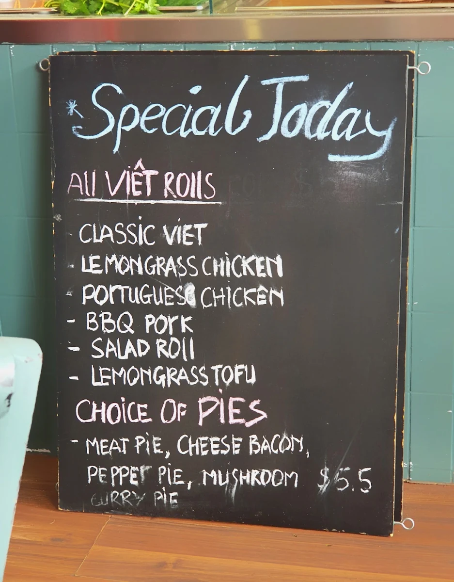 Menu, Rolland Cafe
