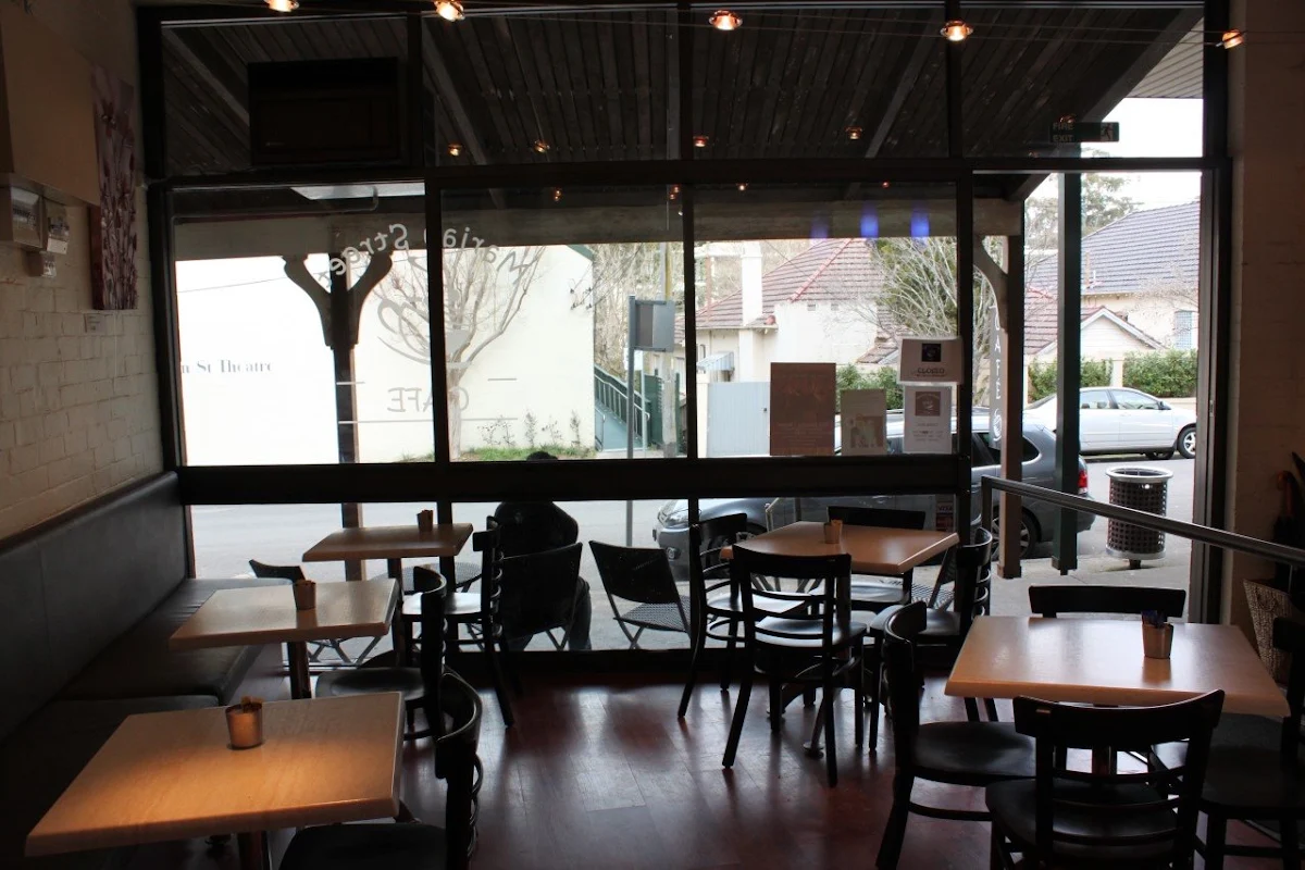 Vibe, Marian St. Cafe