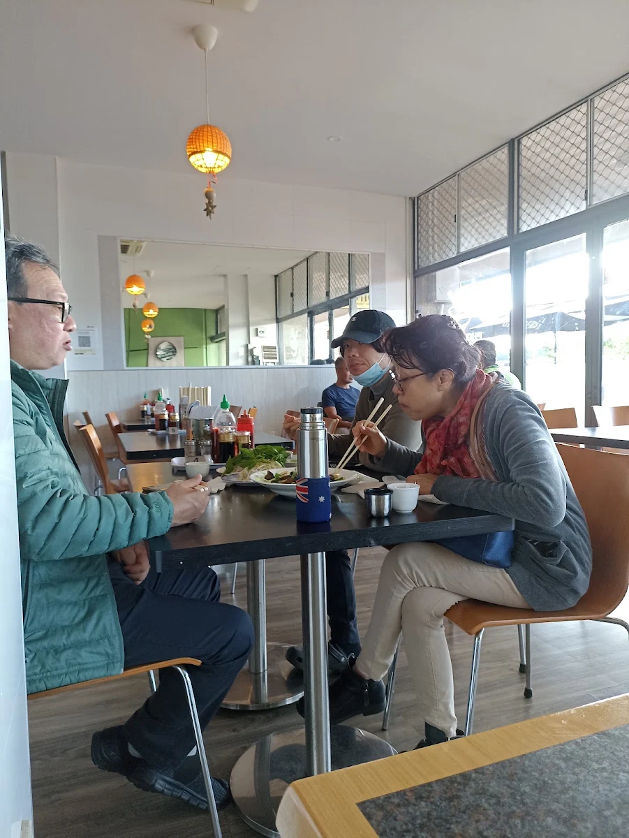 Vibe, Phong Dinh Noodle House