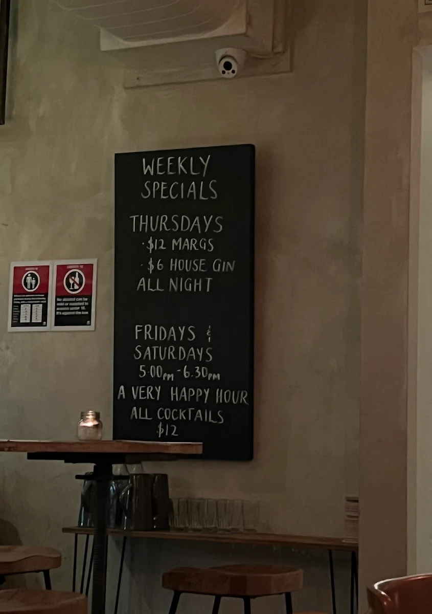 Menu, Juniper Bar