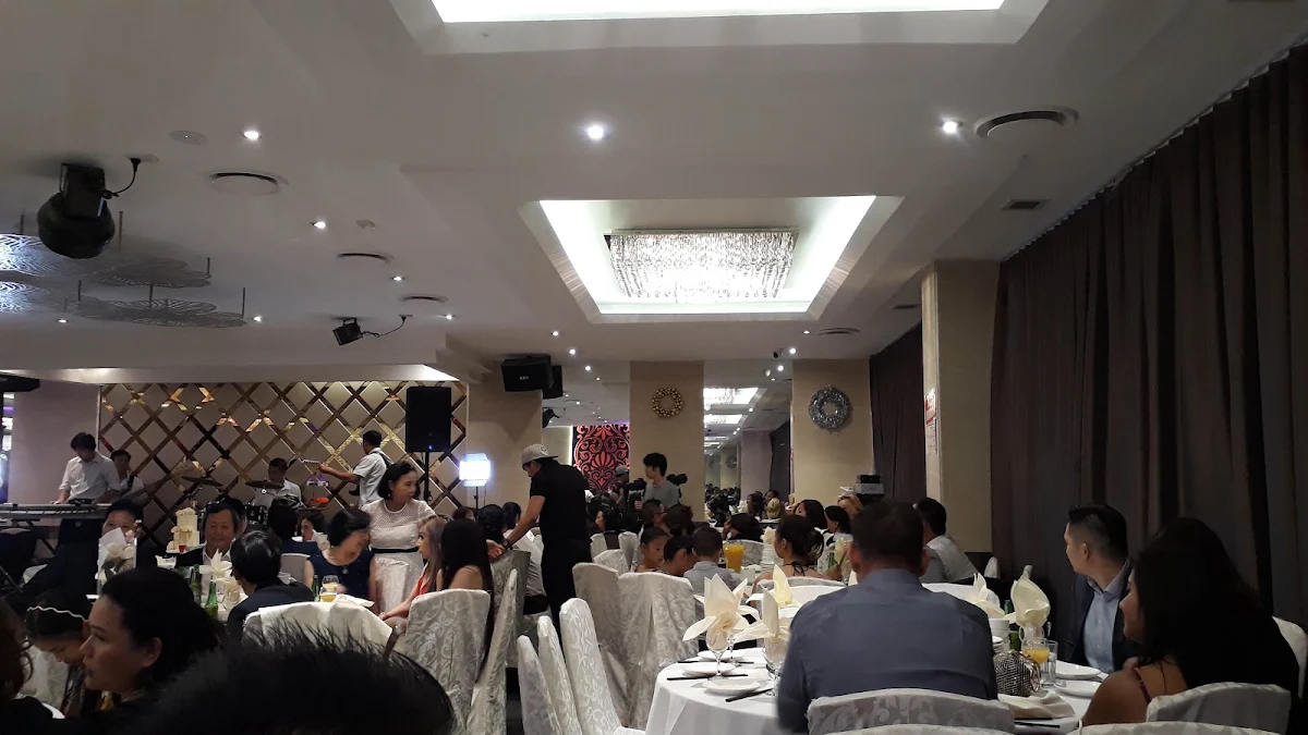 Vibe, Barluck Seafood Restaurant