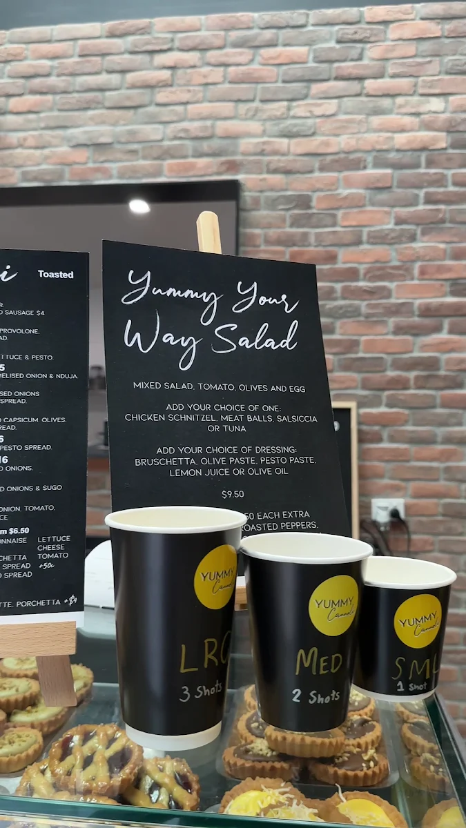 Menu, Yummy Cannoli