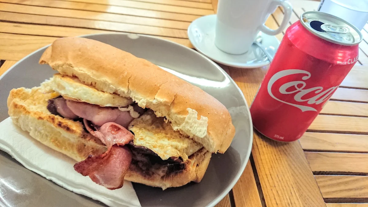 Food & drink, The Old Road Cafe