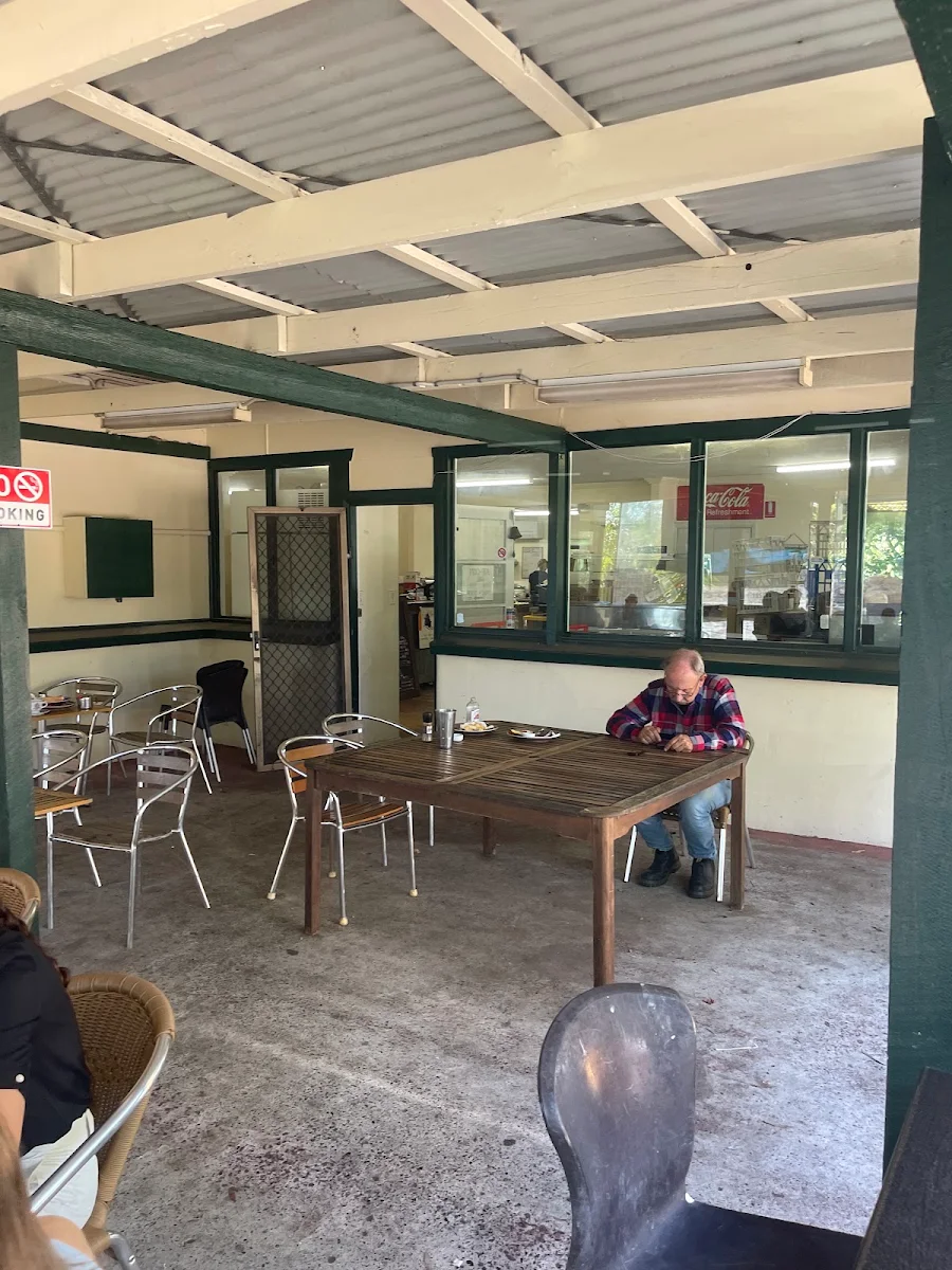 Vibe, The Old Road Cafe