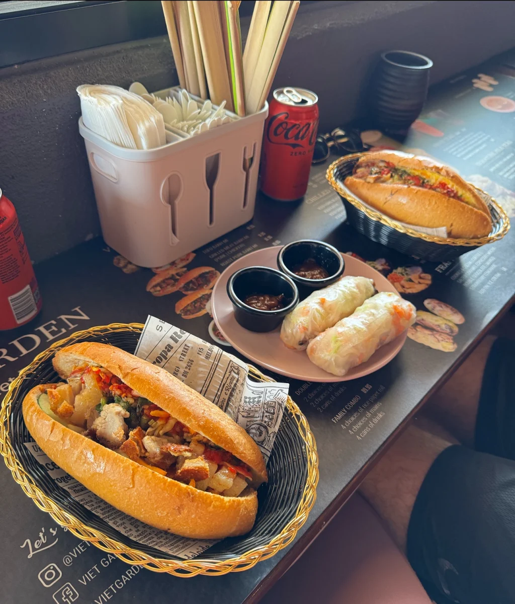 Menu, VietGarden