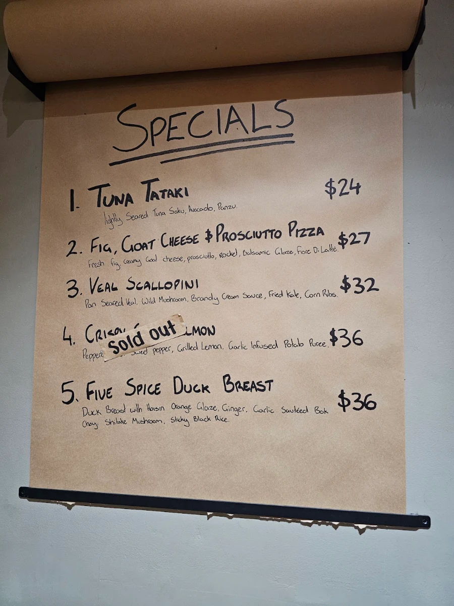 Menu, Mittagong Hotel